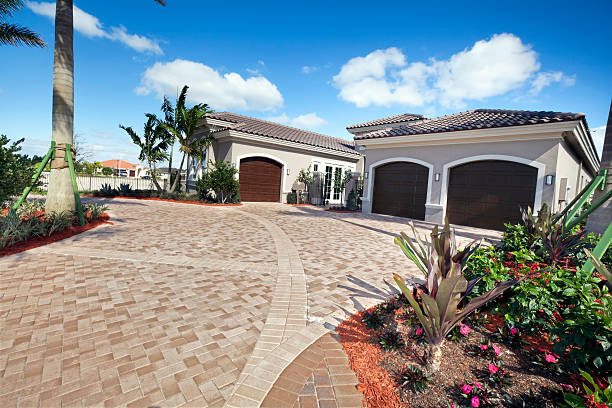 Best Residential Paver Driveway  in Jackson, MI